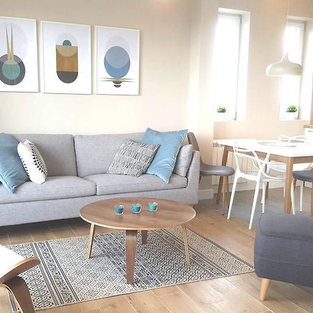 Urban Zen With View - City Break Apartments Belgrado Esterno foto