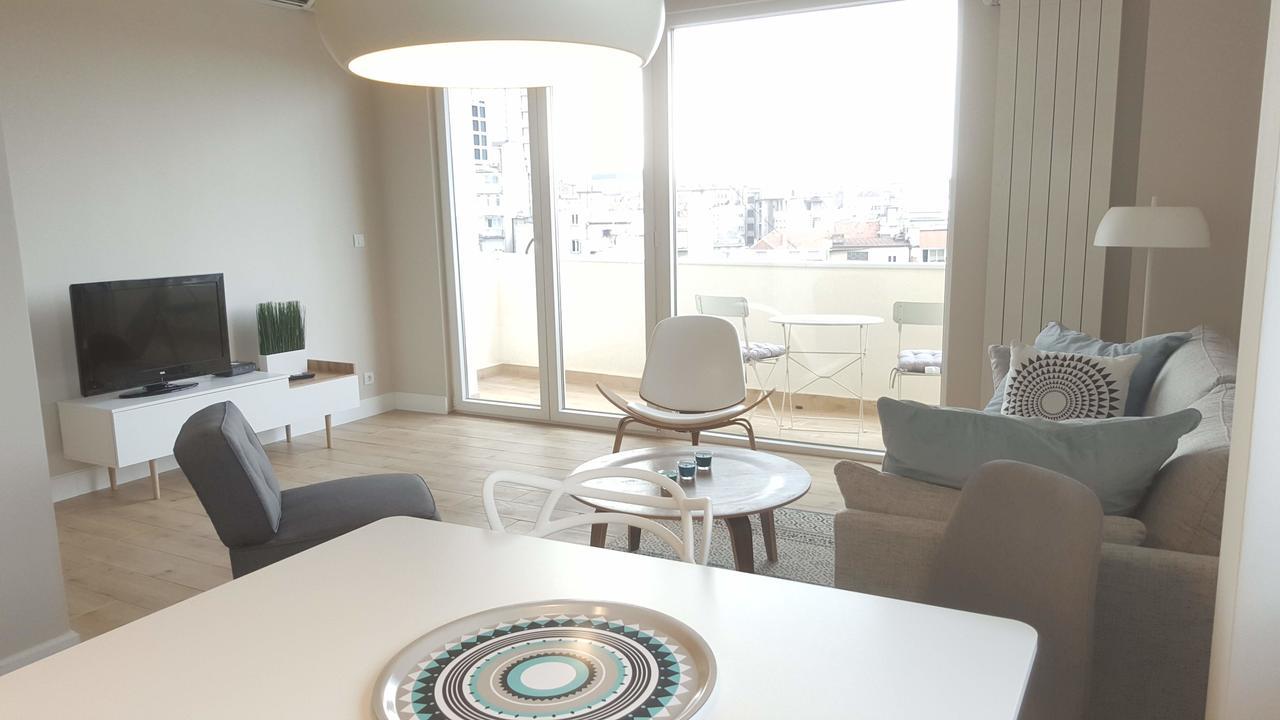 Urban Zen With View - City Break Apartments Belgrado Esterno foto