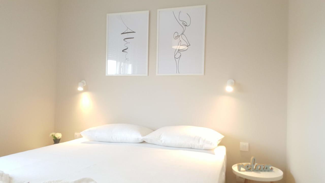 Urban Zen With View - City Break Apartments Belgrado Esterno foto