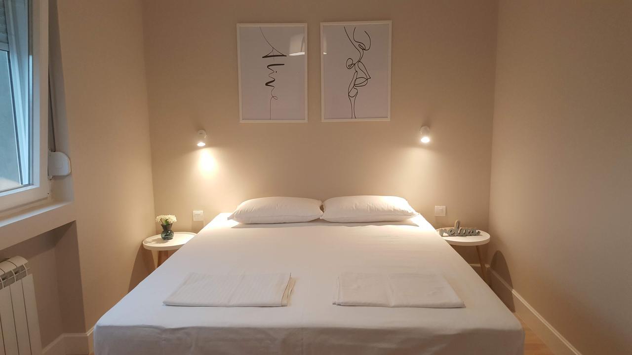 Urban Zen With View - City Break Apartments Belgrado Esterno foto