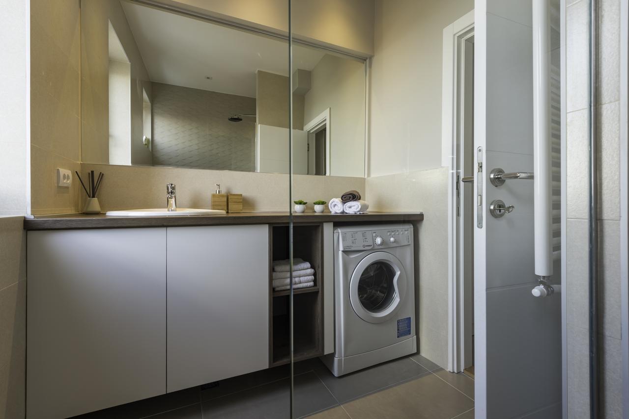 Urban Zen With View - City Break Apartments Belgrado Esterno foto
