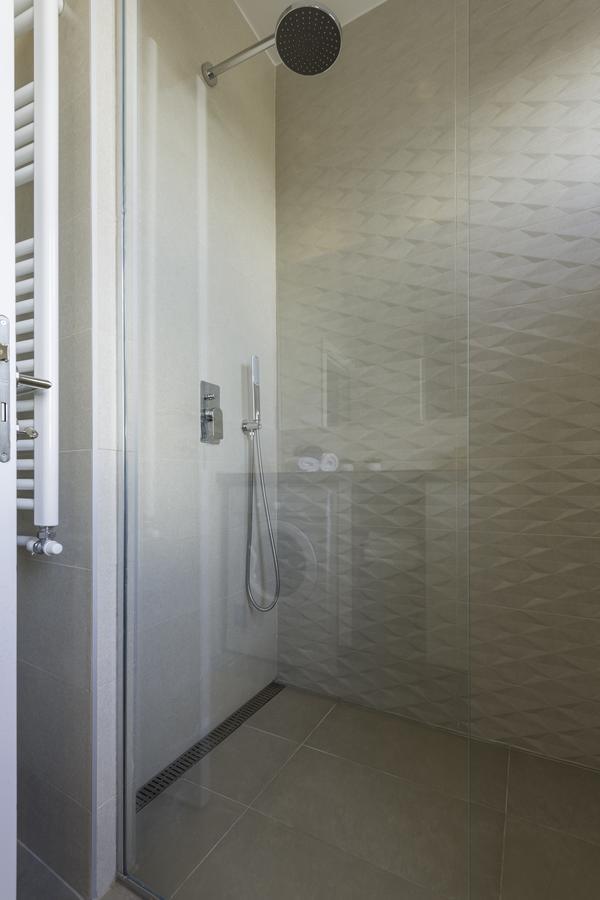 Urban Zen With View - City Break Apartments Belgrado Esterno foto